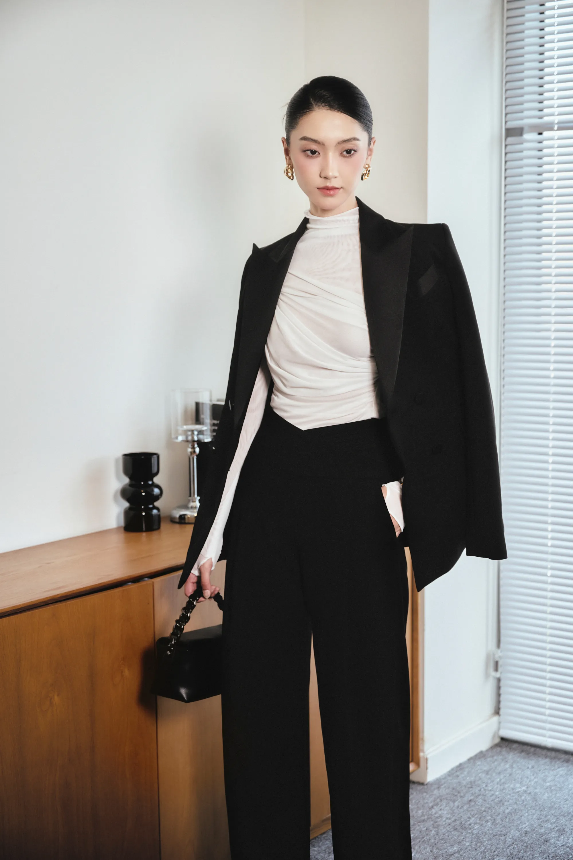 Stella Straight Peak Lapel Wool Blazer